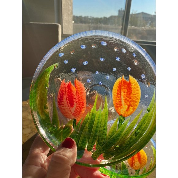Hand Painted Tulip Fused Glass Bowls with embellished Dots /Set 2 - Picture 4 of 7